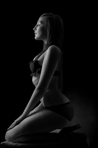 Female model photo shoot of Madeleine V by DanielMartinPhotography