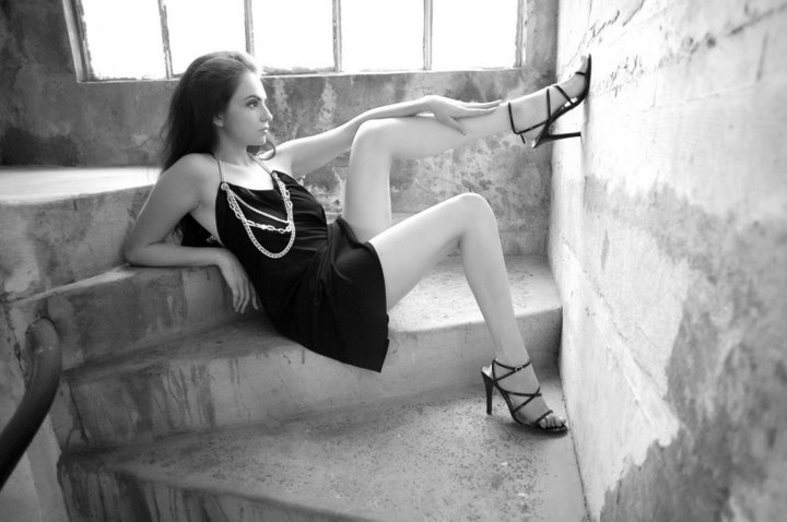 Female model photo shoot of Elena Gallegos