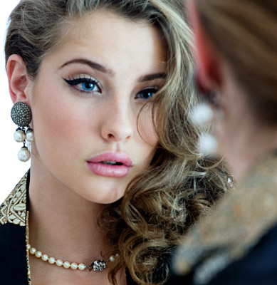 Female model photo shoot of jess makeup