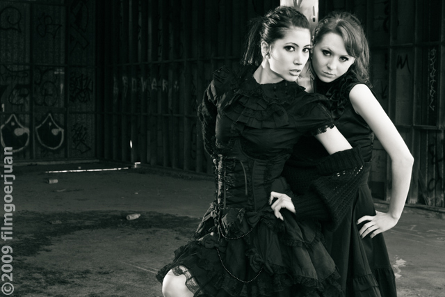 Female model photo shoot of A L E X I A and Ivy Devine by filmgoerjuan