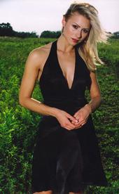 Female model photo shoot of Krista Dell
