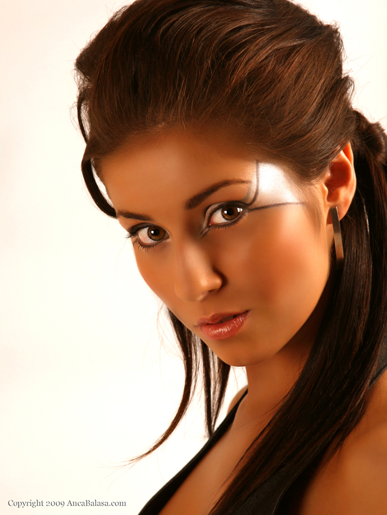 Female model photo shoot of Anca Balasa in Targu Mures, makeup by Mihaela Hanganu