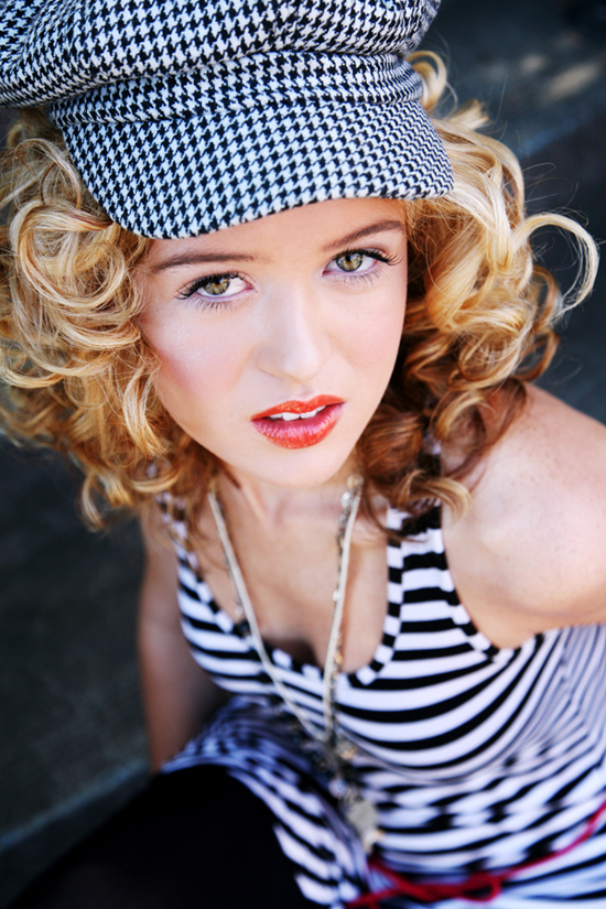 Female model photo shoot of Lisa Flynn