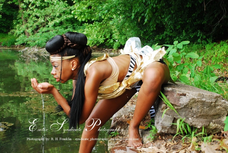 Female model photo shoot of Divinity Ashley in At the park
