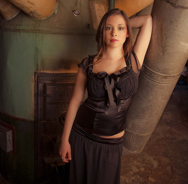 Female model photo shoot of Nicky Speer MUA by nexusphoto