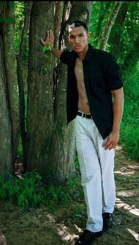 Male model photo shoot of Christian Elamparo