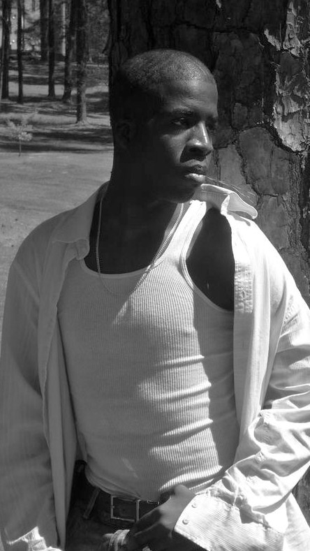 Male model photo shoot of Leon Ridgeway III