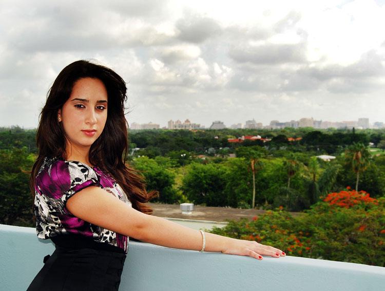 Female model photo shoot of Anabel Fernandez by Autumn Ariana in University Of Miami