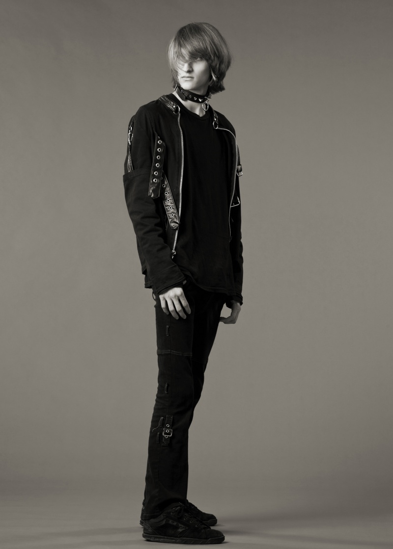 Male model photo shoot of Undead Neiko