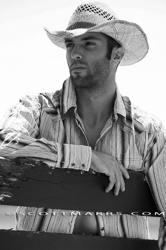 Male model photo shoot of Justin Thomas 80 by scottmarrsdotcom