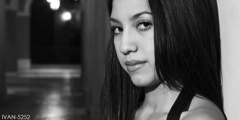 Female model photo shoot of Cecilia Almendra Medina