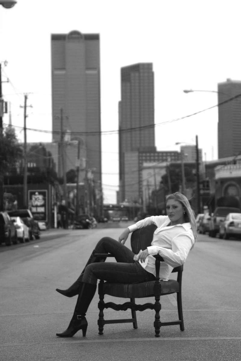 Male and Female model photo shoot of Jeff Wall Photos and Bridgette Miller in Deep Ellum, Dallas