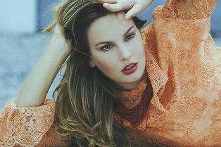 Female model photo shoot of  Kelly - TV finalist