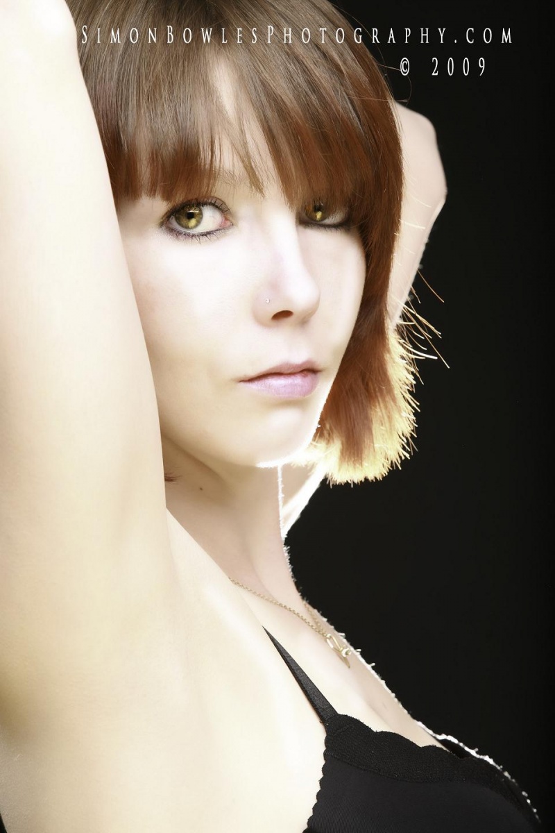 Female model photo shoot of Jenny Wood