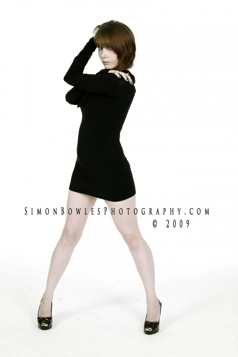 Female model photo shoot of Jenny Wood