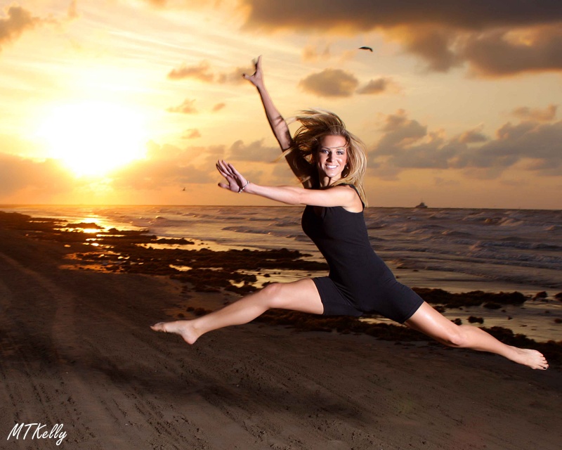 Female model photo shoot of Tabitha Kay by MTKelly in Quintana Beach