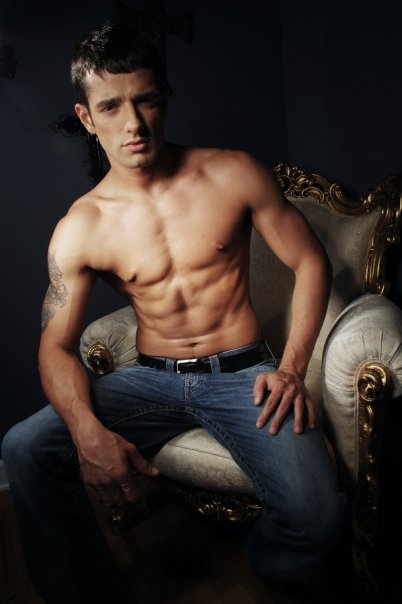 Male model photo shoot of Rodrigo Sodre