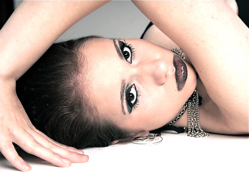 Female model photo shoot of Sasha Tisch by bossiophto