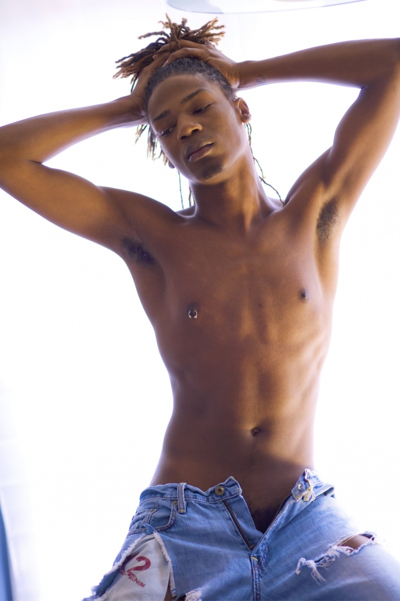 Male model photo shoot of Legend Richardson by Jempi