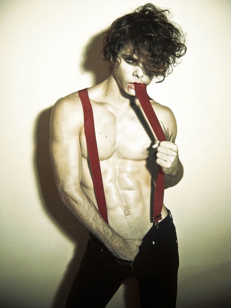 Male model photo shoot of Ivan Salas by PSolano