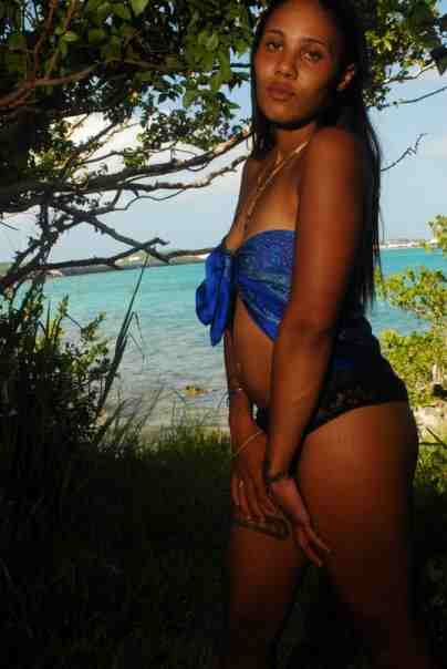 Female model photo shoot of HollyWoods Finest in Bermuda
