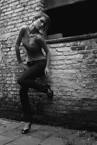 Female model photo shoot of Annika S