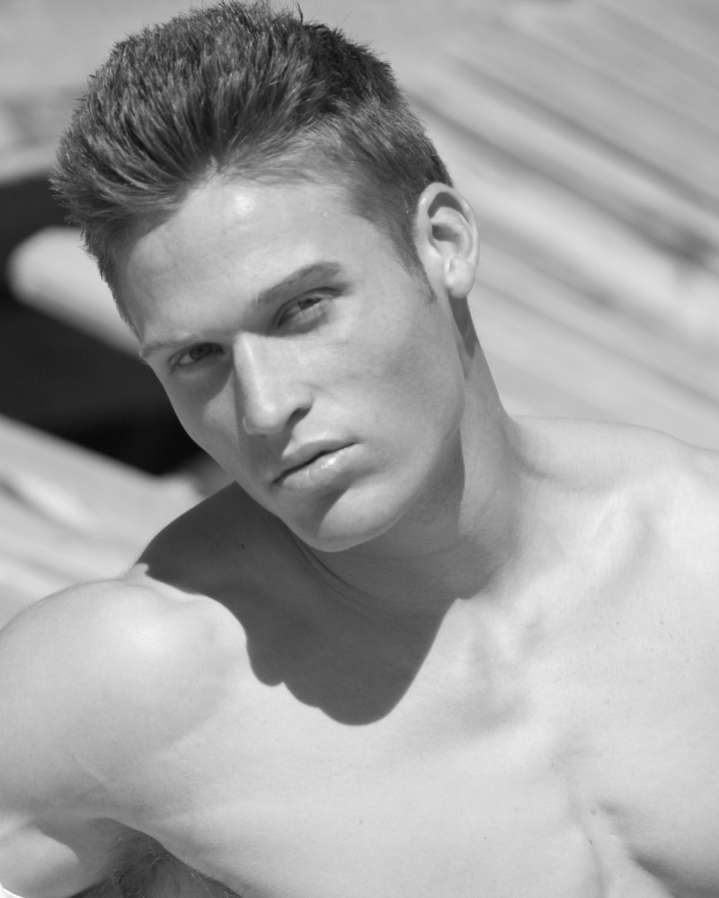 Male model photo shoot of Nevada John 