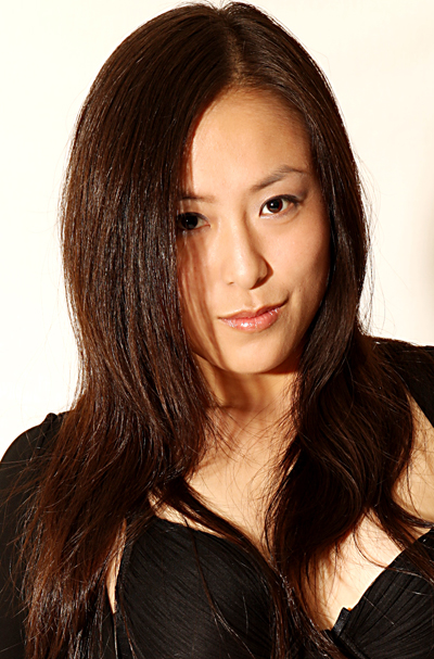 Female model photo shoot of Glenda Liu