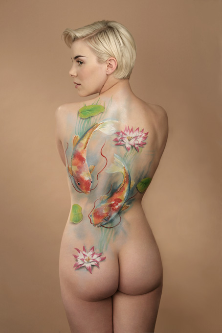 Female model photo shoot of Lauren Baker bodypaint