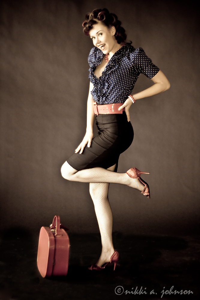 Female model photo shoot of Sunny Dayz in chicago, makeup by VVSMN