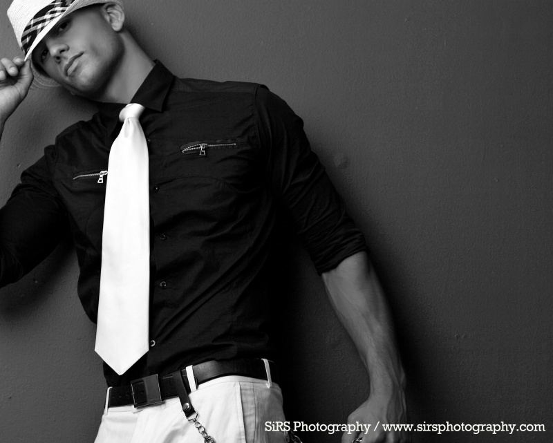 Male model photo shoot of Matt Eric Butler by SiRs