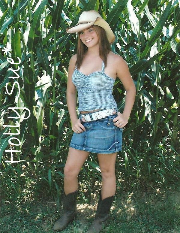 Female model photo shoot of Holly Sue in Sturgis Kentucky