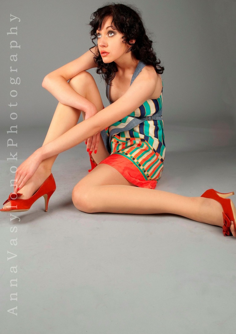 Female model photo shoot of Iryna Bowman by Anna Vasylonok 