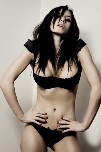 Female model photo shoot of SophiaConstantine model