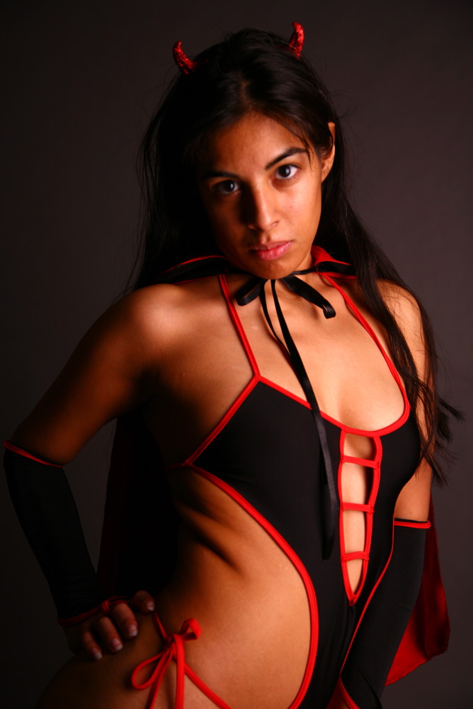 Female model photo shoot of Leticia Lara-Salazar