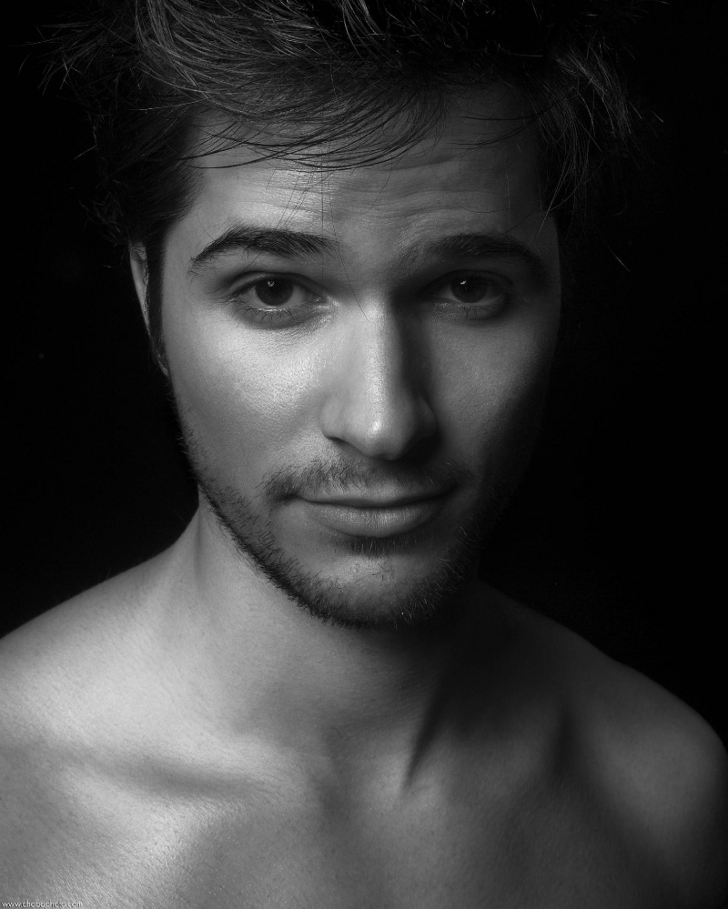 Male model photo shoot of Viktor Partos