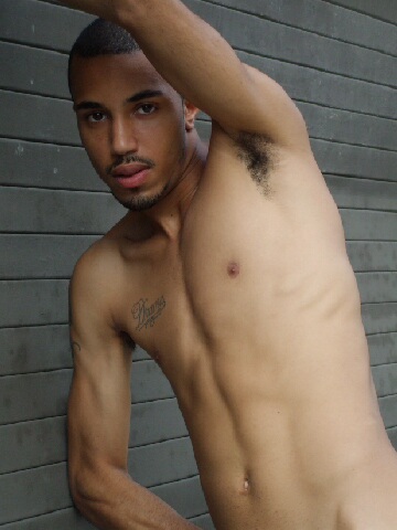 Male model photo shoot of Tyree J Hudson