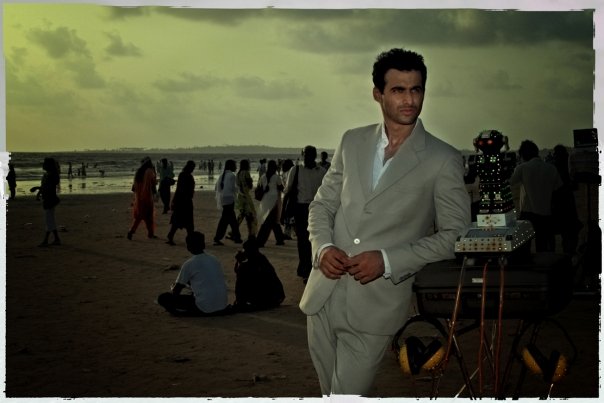 Male model photo shoot of Freddy Darruwala in Juhu Beach, Mumbai