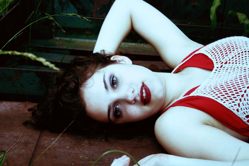 Female model photo shoot of Jessica Metcalf by Aloisia Louisa