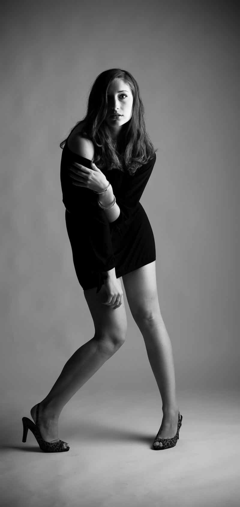 Female model photo shoot of Angela Mae W