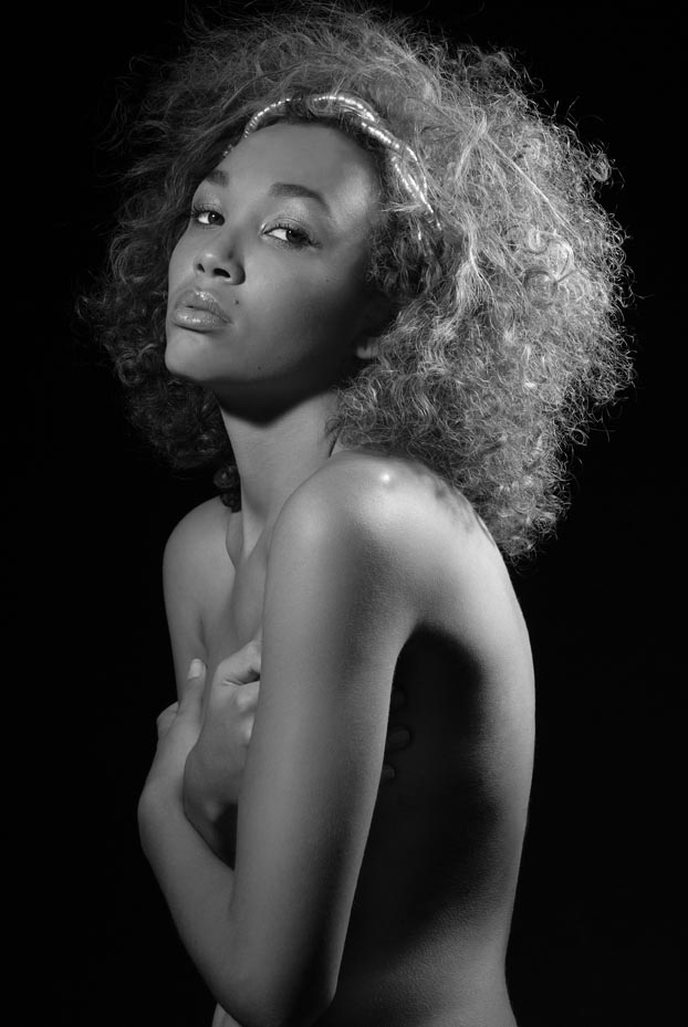 Female model photo shoot of Monet_