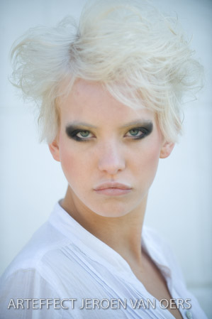 Female model photo shoot of Daphne Make-up Artist