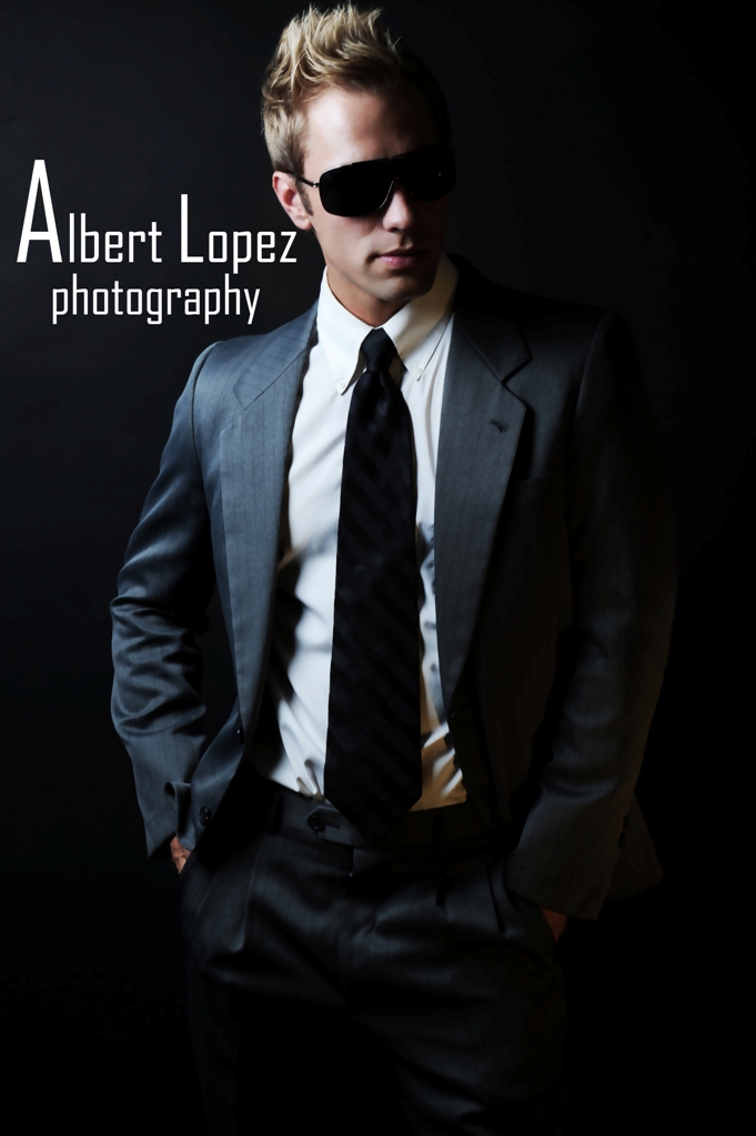 Male model photo shoot of Evan Andrews by albertLopez Photography