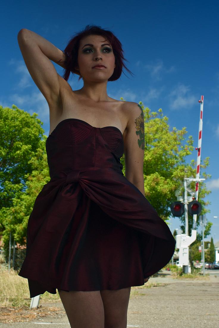 Female model photo shoot of Estefany M