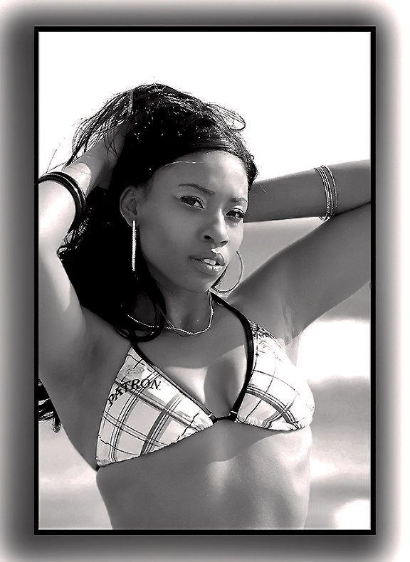 Female model photo shoot of TaneshaH by DPH Photography in VENICE BEACH 