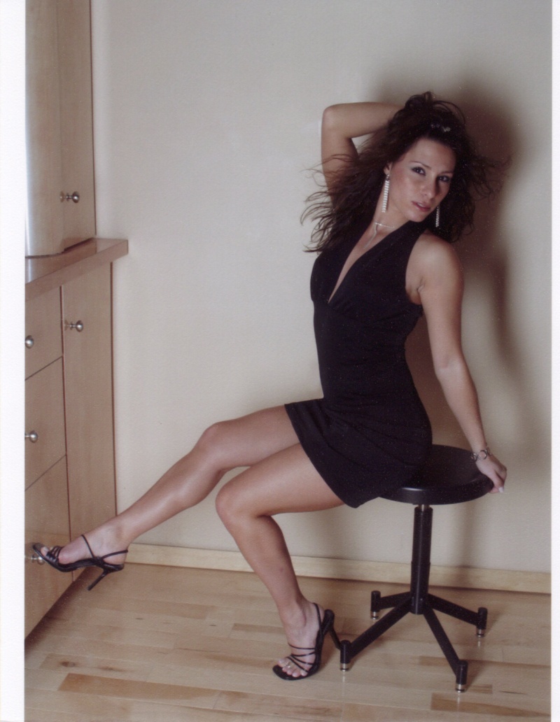 Female model photo shoot of Desirae V