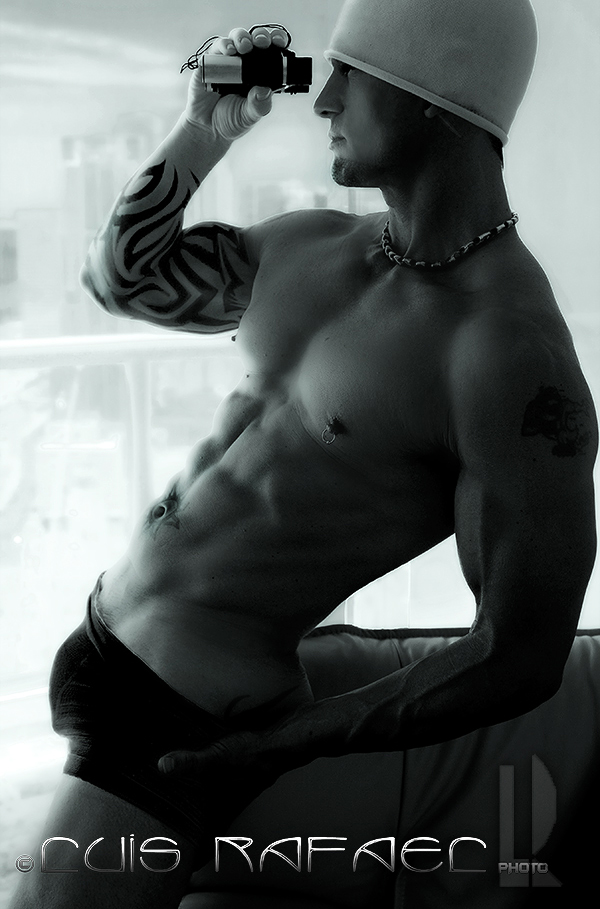 Male model photo shoot of Ryan L  Jones by Luis Rafael Photography in Miami Shoot, June 09