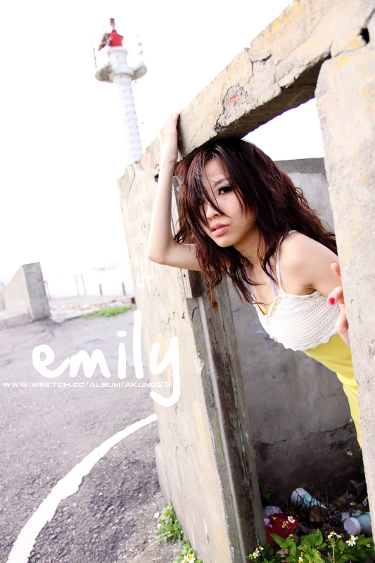 Female model photo shoot of Emily Fu