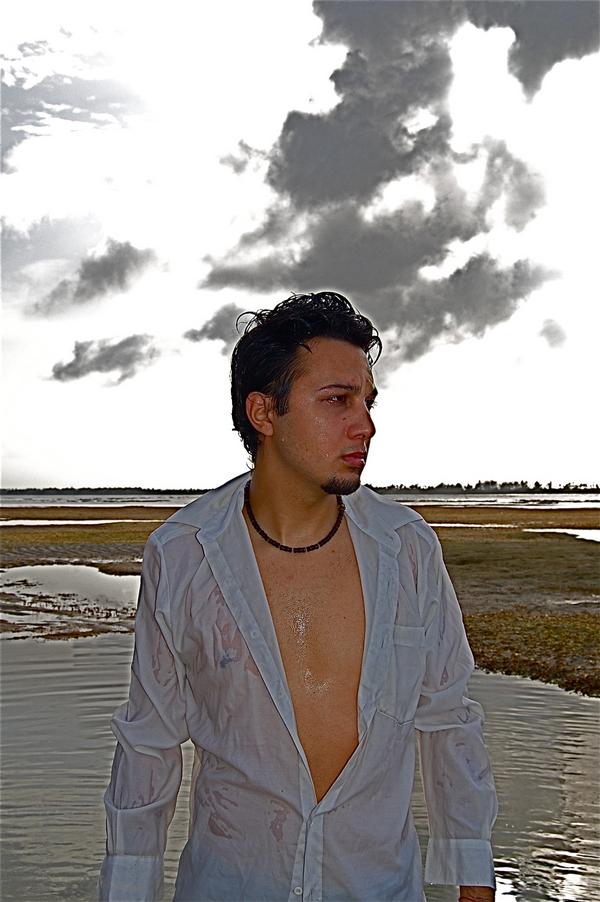 Male model photo shoot of Raymond Hart in Rio Grande