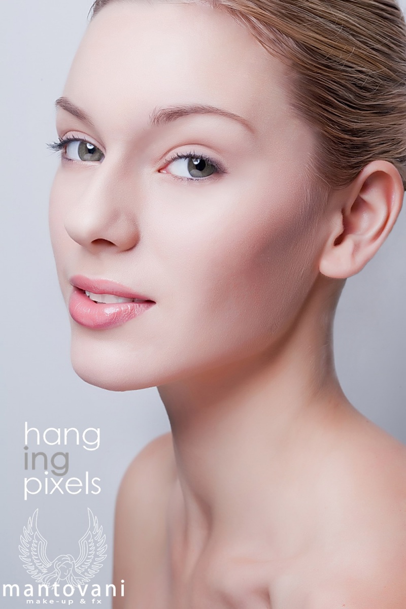 Female model photo shoot of Mantovani Makeup and Tereza K by hangingpixels in hp studio